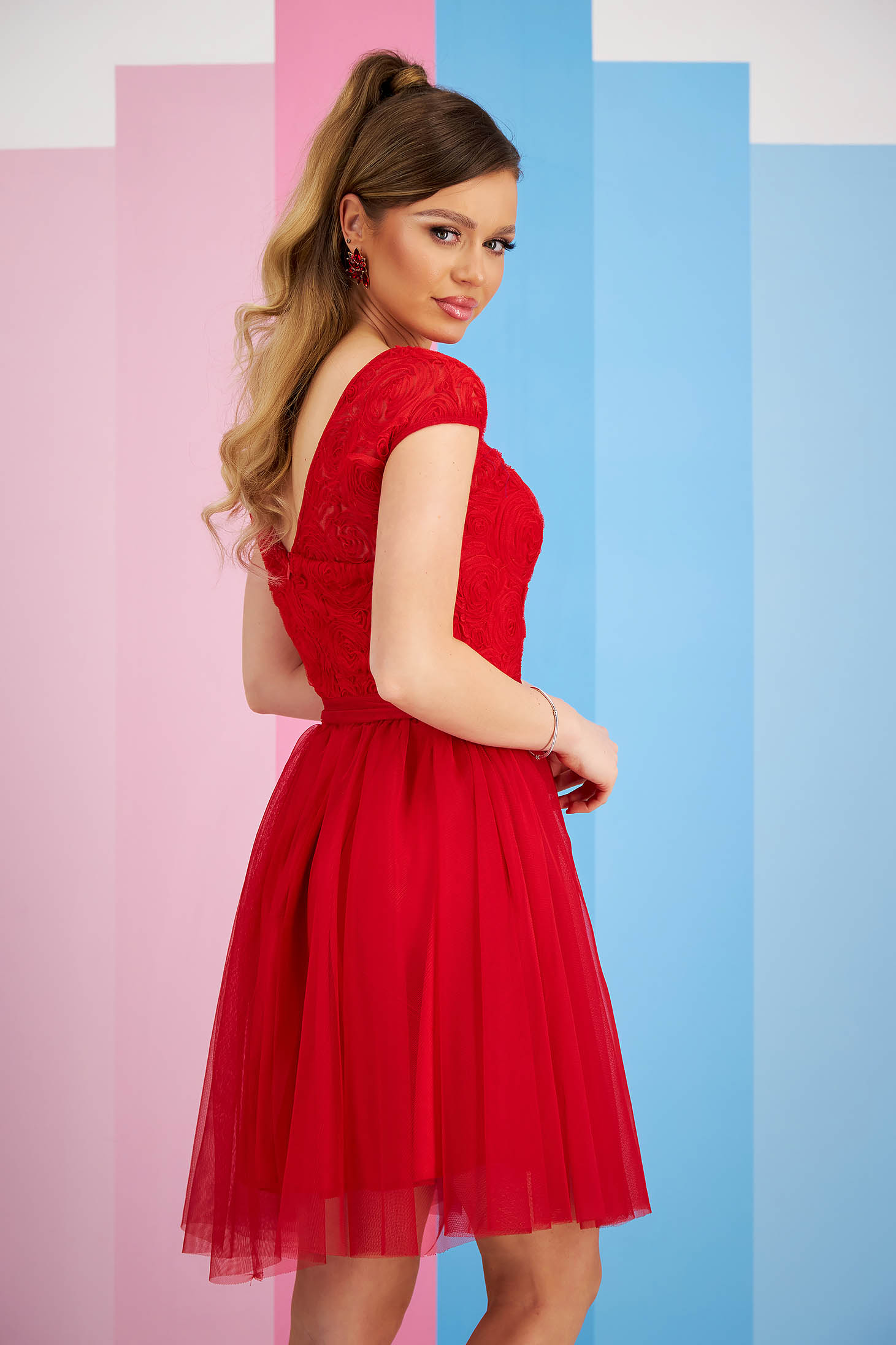 - StarShinerS red dress from tulle short cut cloche v back neckline 3 - StarShinerS.com