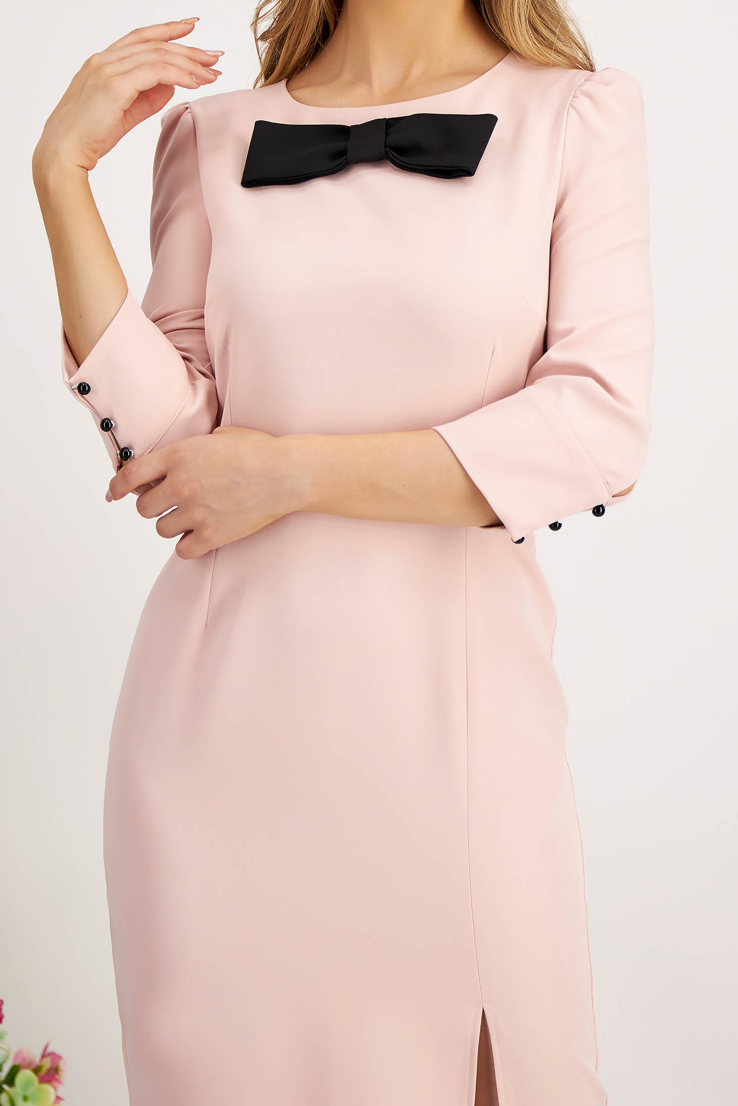Light Pink Elastic Fabric Short Pencil Dress with Leg Slit Accessorized with a Bow - Artista 2 - StarShinerS.com
