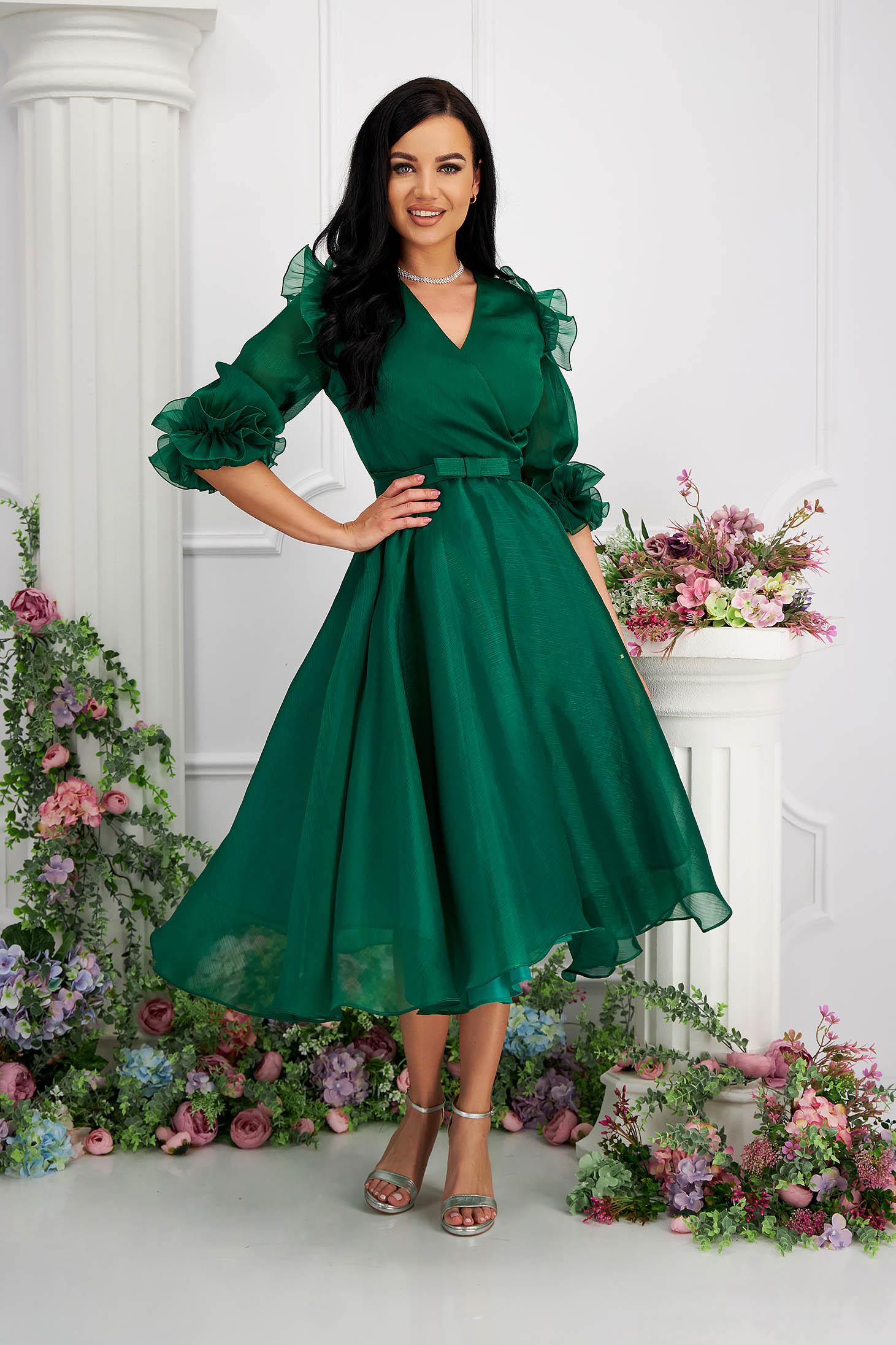 Green dress organza midi cloche accessorized with belt with puffed sleeves 5 - StarShinerS.com