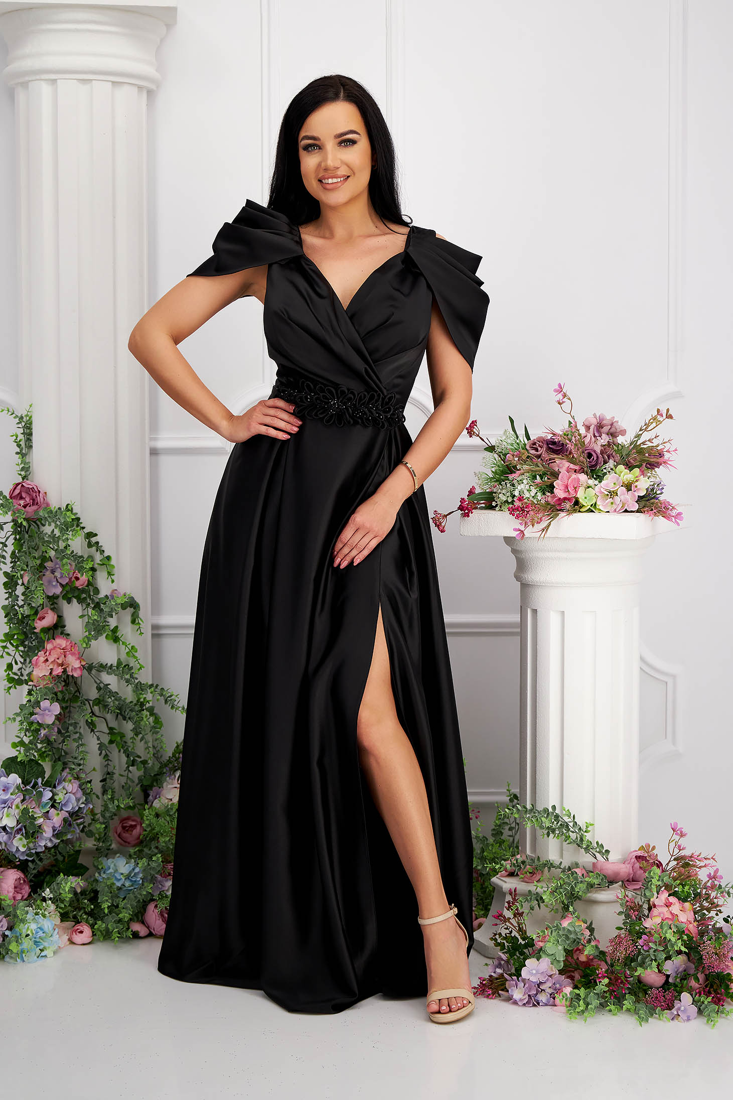 Long black taffeta dress with crossover neckline and embossed flowers at the waist 4 - StarShinerS.com