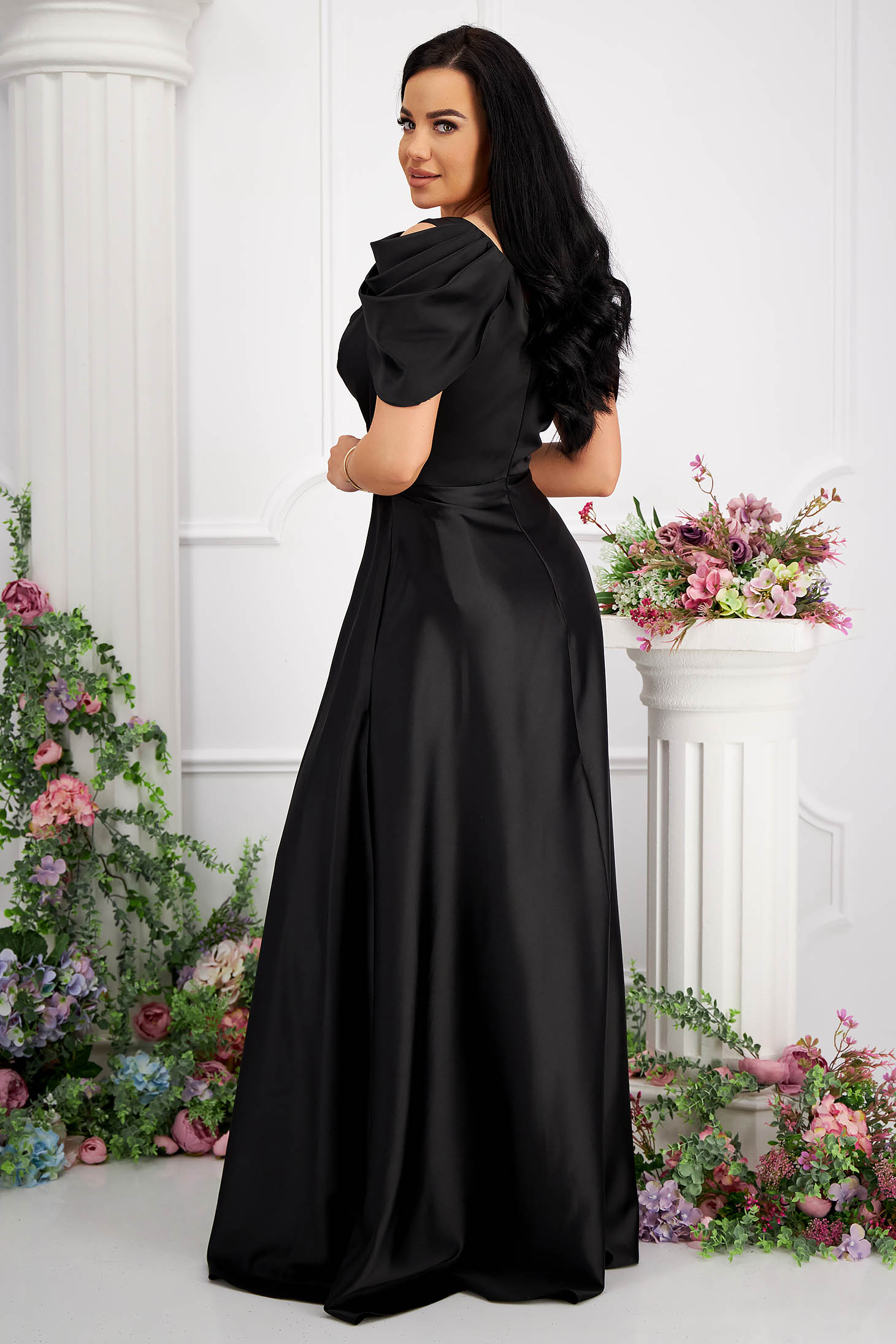 Long black taffeta dress with crossover neckline and embossed flowers at the waist 6 - StarShinerS.com